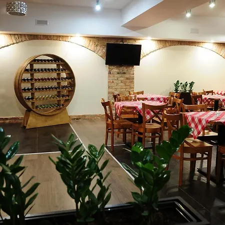 Hotel Niepolomice Hotel 3*