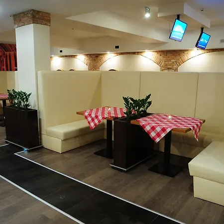 Hotel Niepołomice Niepołomice
