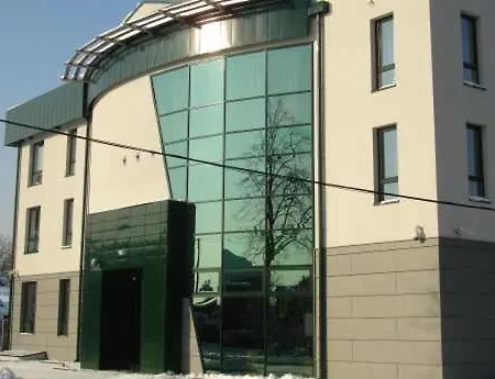 Hotel Niepolomice Отель